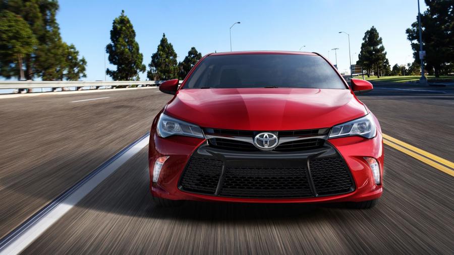  Toyota Camry 2015 года  (фото 14 из 78)